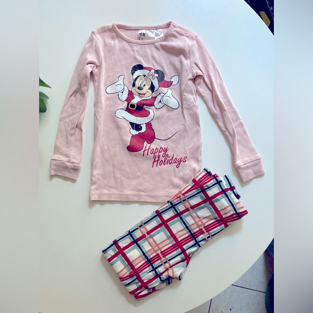 H&M Disney Minnie Mouse Happy Holidays Christmas Pajamas Size 4T
